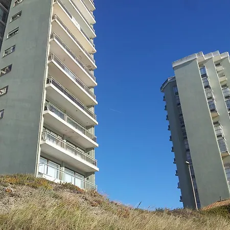 Апартаменты Beach House *